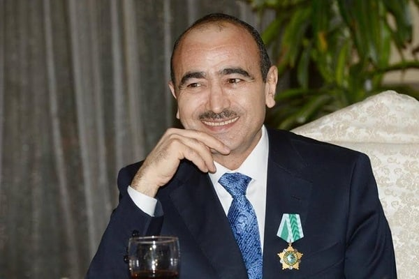 Əli Həsənov Türkiyəyə köçüb? - Özü açıqladı